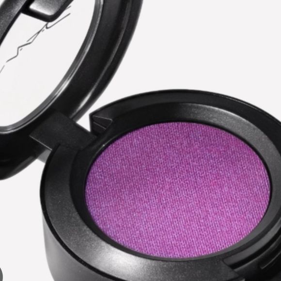 Mac Cosmetics Frost Eyeshadow - Picture 9 of 10